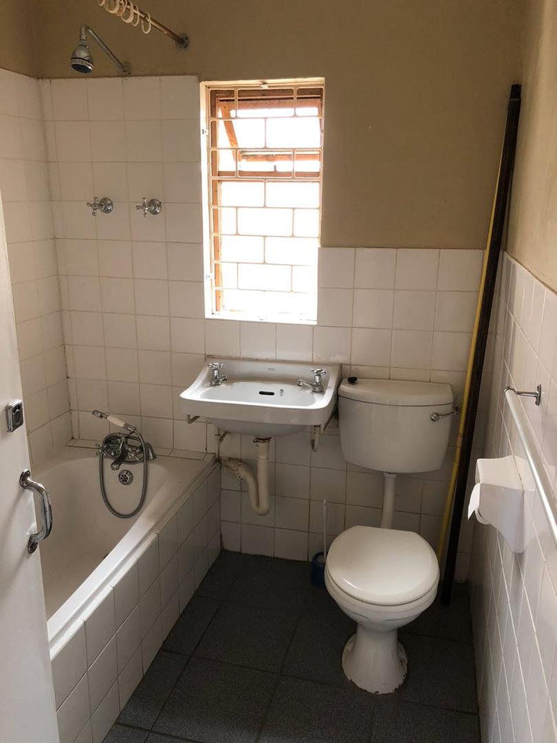 2 Bedroom Property for Sale in Brooklyn Western Cape